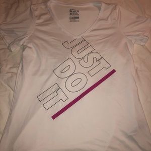 Nike T-Shirt